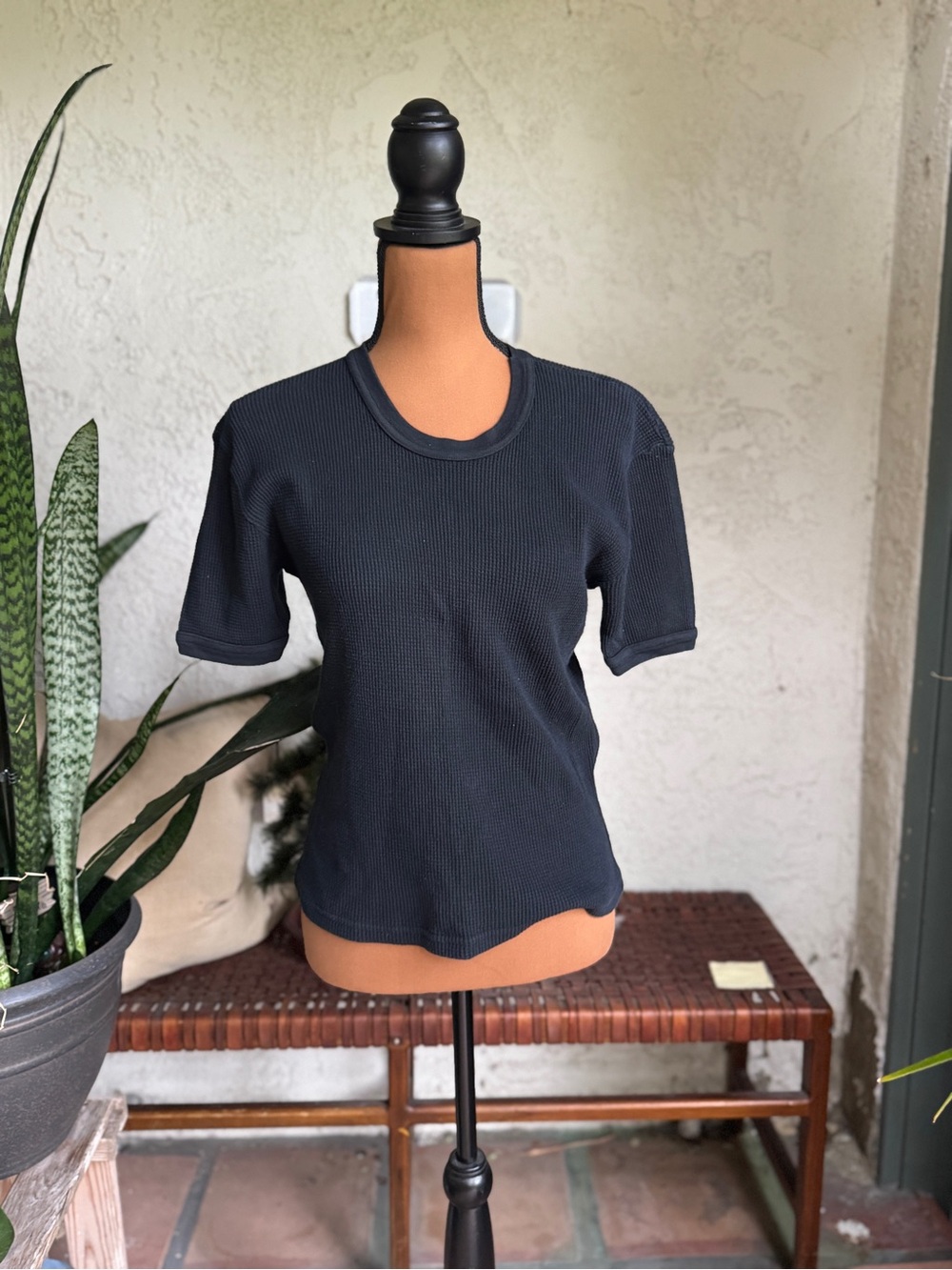 Vintage Au Coton Classic Black Short-Sleeve Ribbed Tee